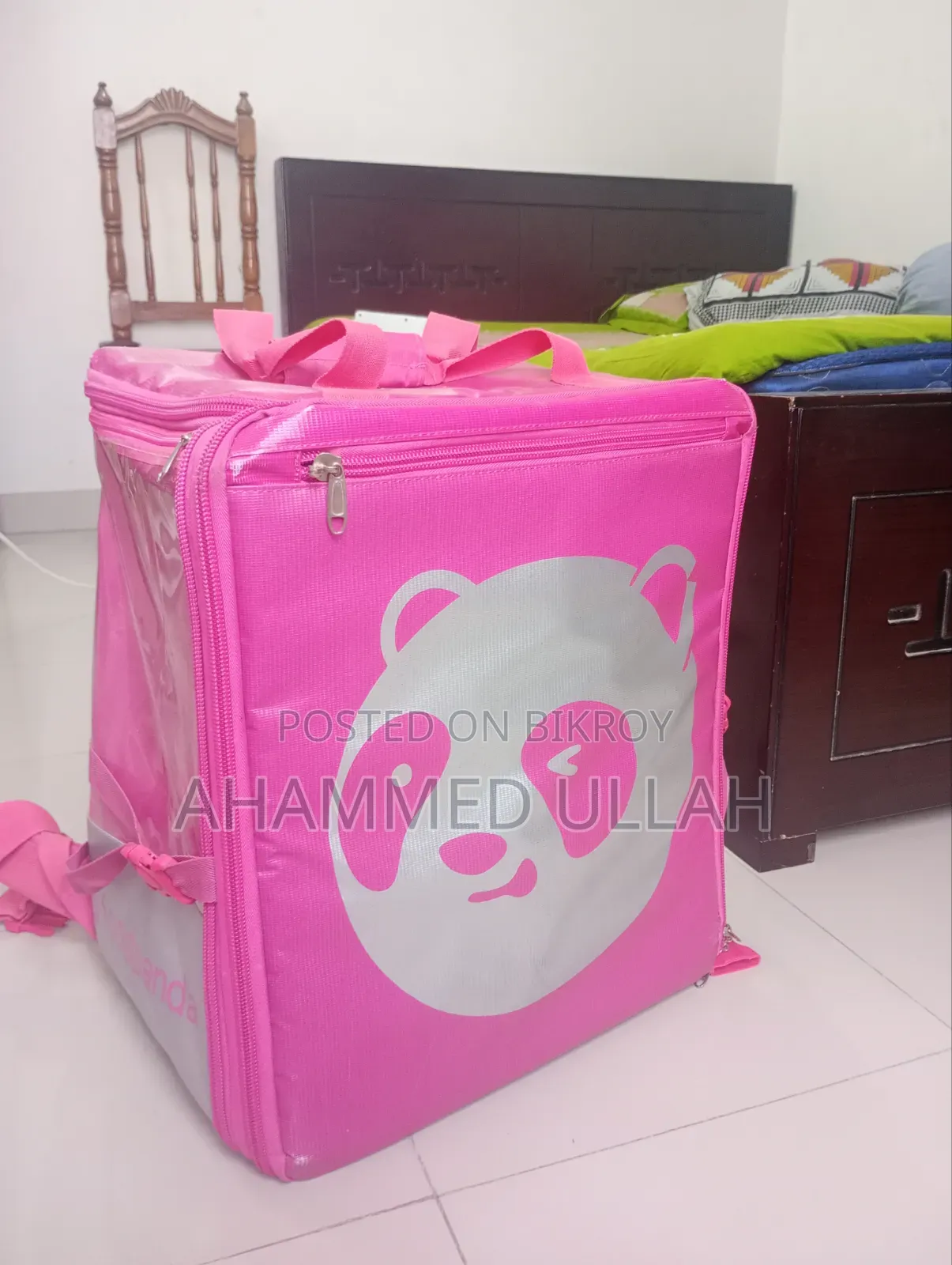 ফুডপান্ডা রাইডার ব্যাগ ও রেইনকোট