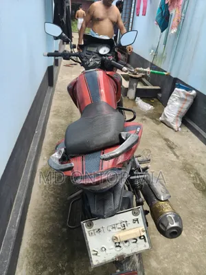 TVS Apache RTR 160 2V 2018 Red
