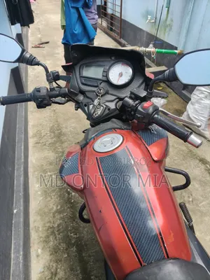 TVS Apache RTR 160 2V 2018 Red