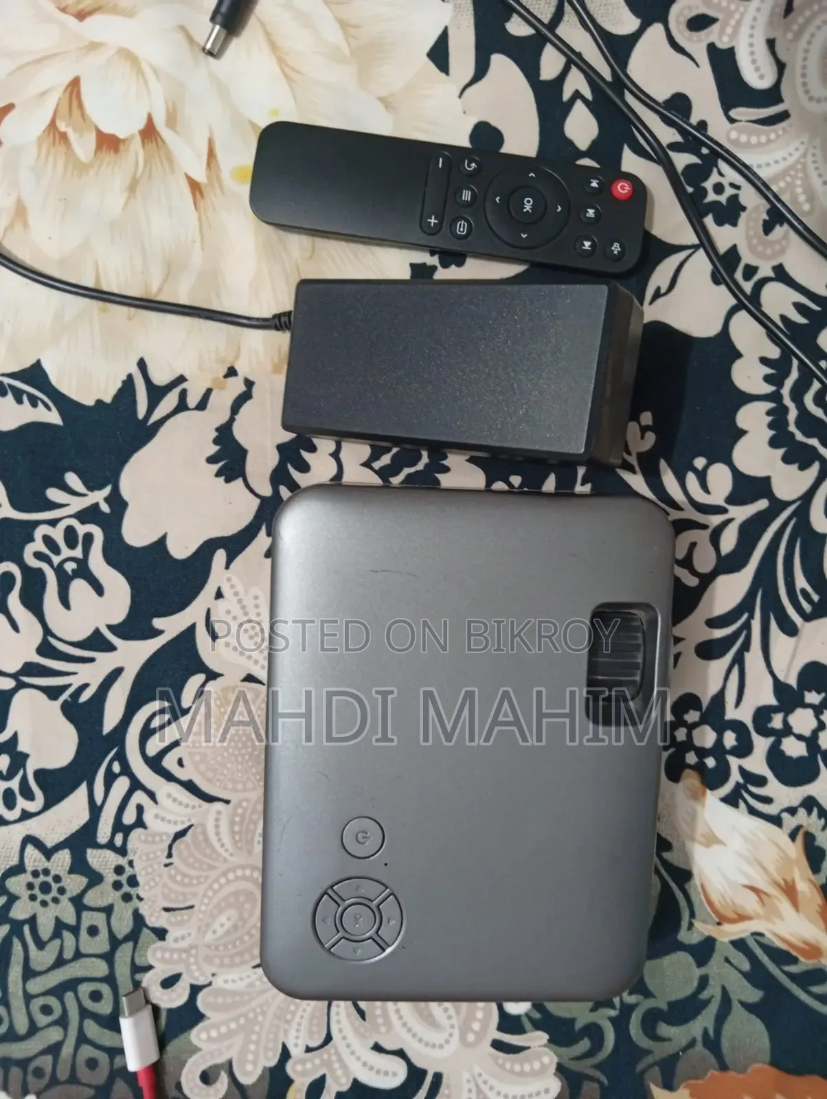 AUN A30 Pro Projector