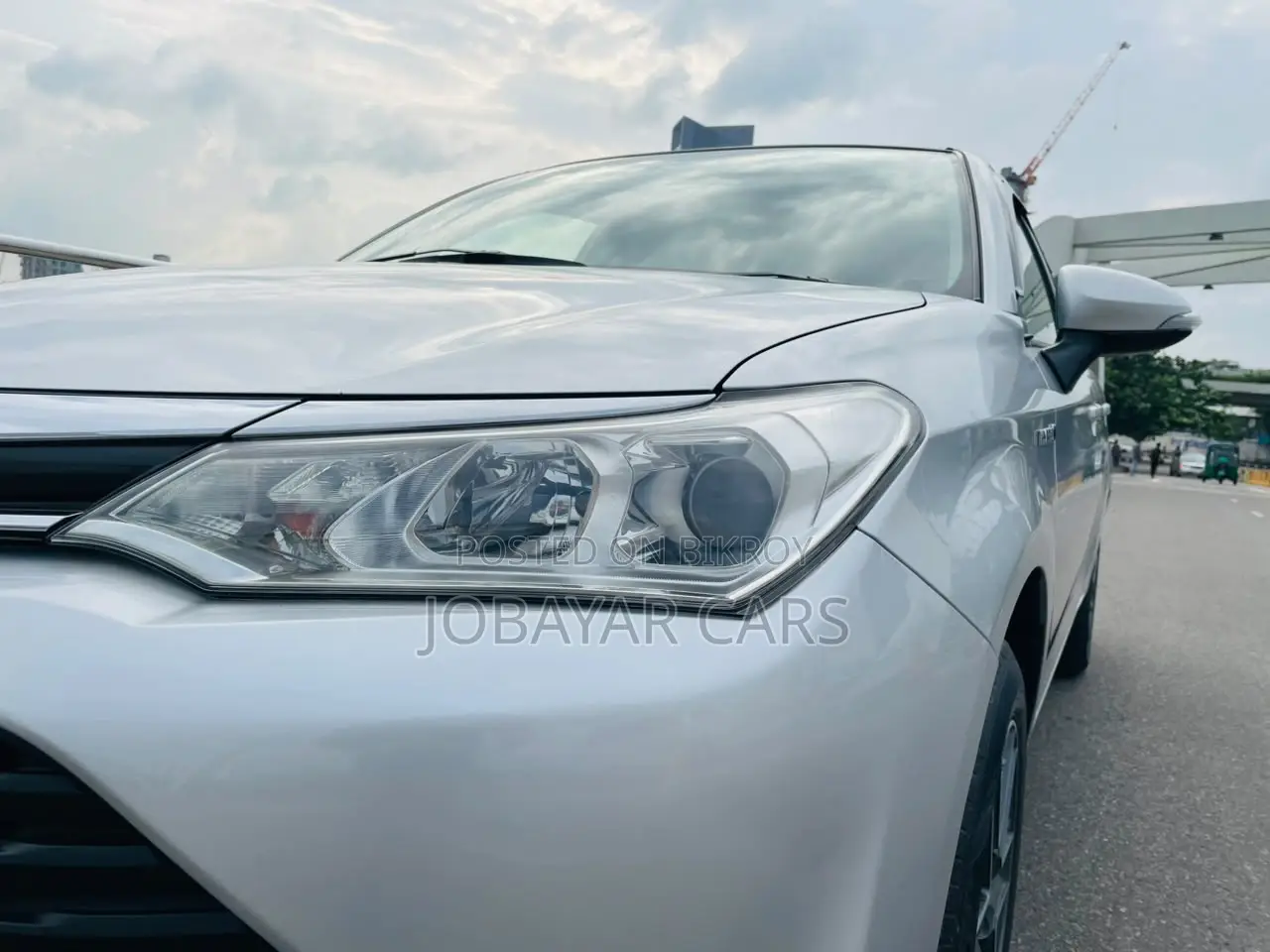 নিউ টয়োটা এক্সিও ২০১৭ সিলভার