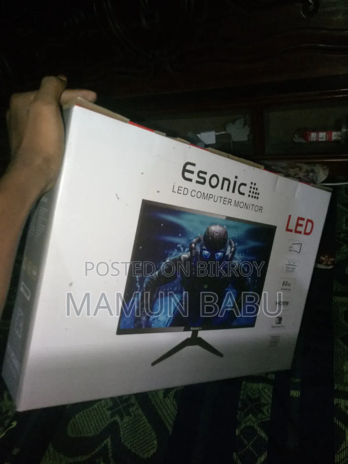 19-inch LED Monitor