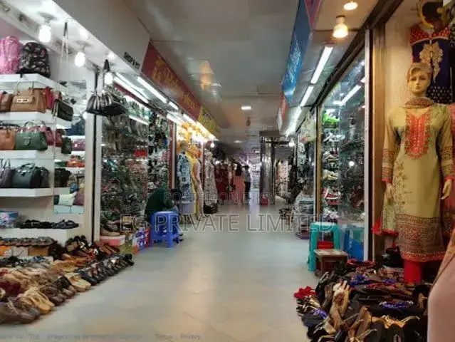 প্রিন্স কালেশনে কিছু স্টাফ লাগবে