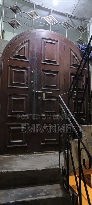 Gamari Door