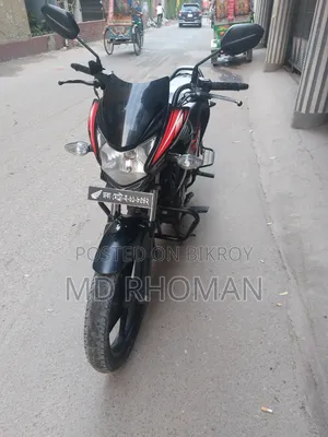 হোন্ডা সিবি ২০২১ কালো