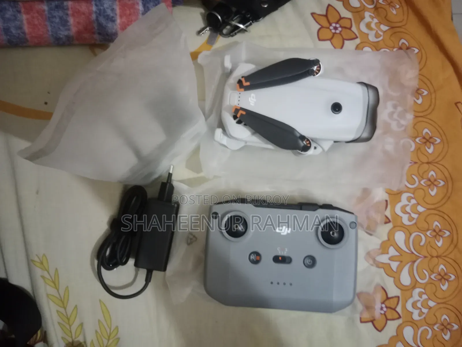 DJI Lito 1 With Memory Card and DJI Chargers