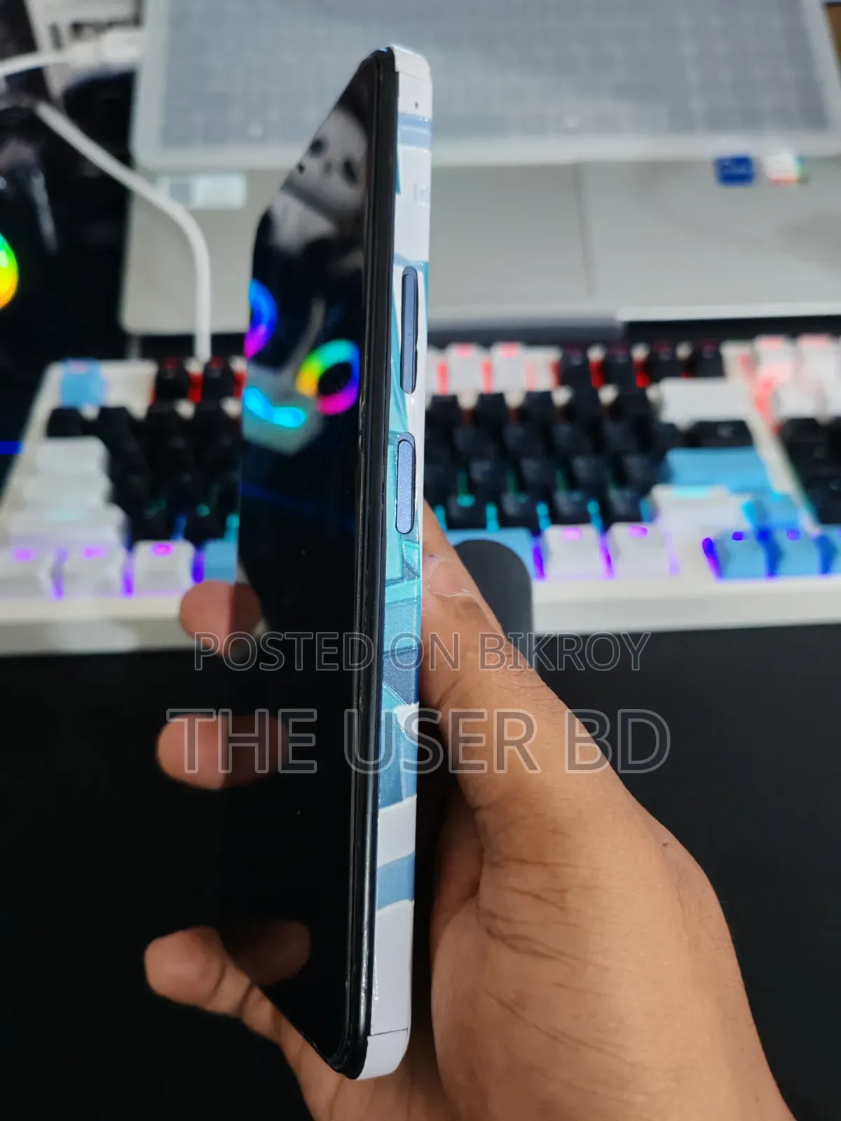 Vivo Y22s 128 GB Blue