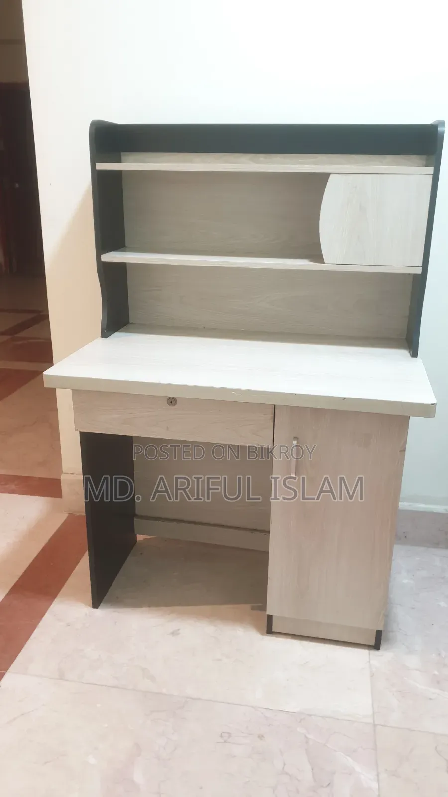 Reading Table