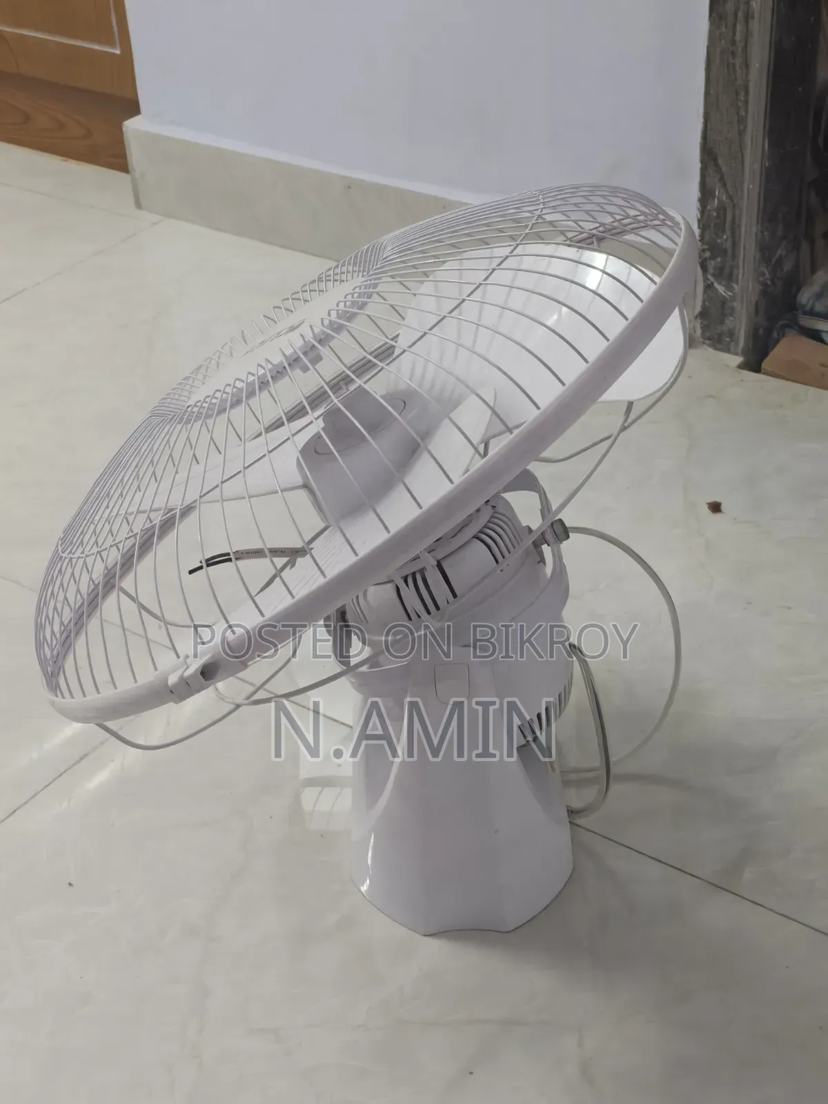 Click Orbit Ceiling Moving Fan, Size: 16 Inch, RMP: 1250, 60W