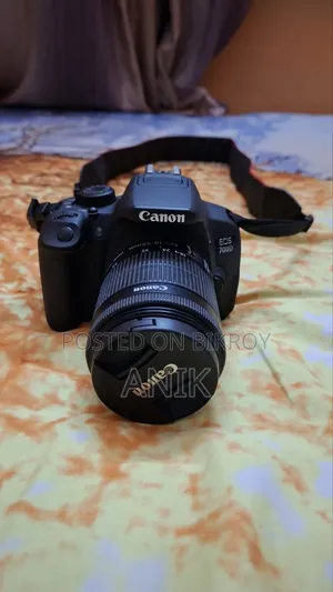 ক্যানন ৭০০ডি