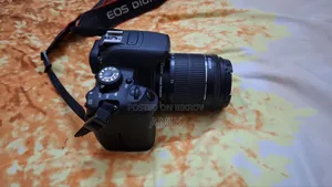 ক্যানন ৭০০ডি