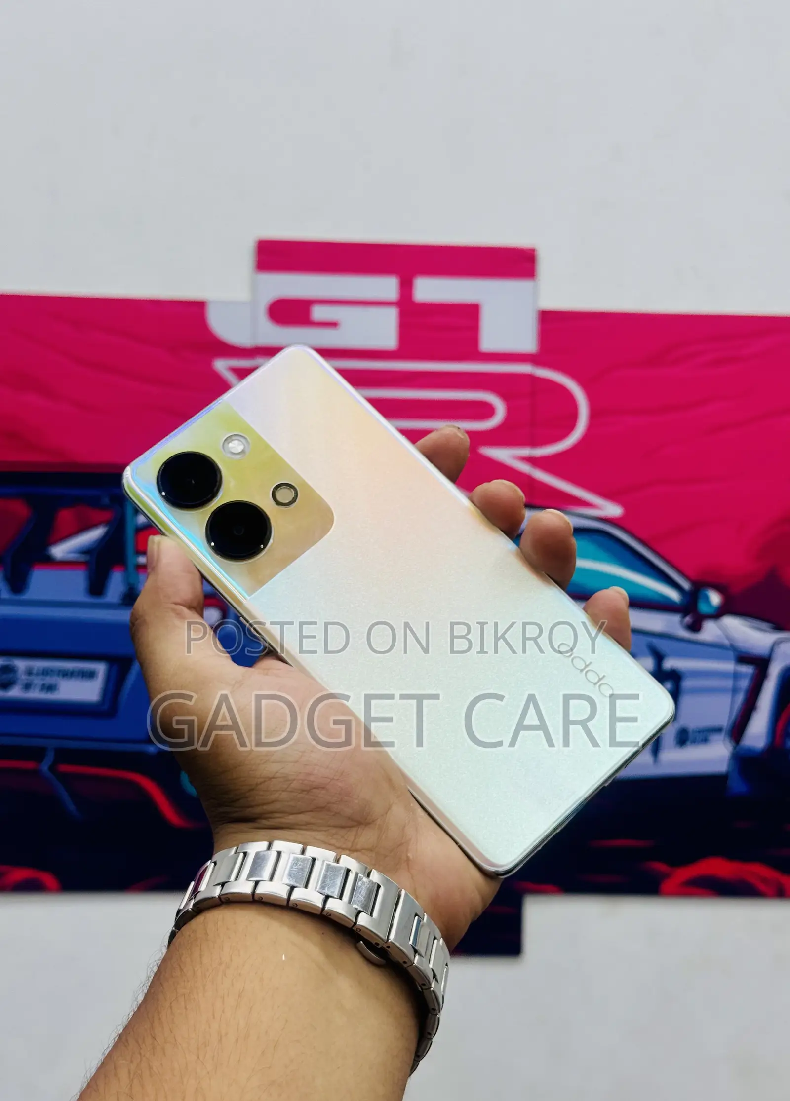 New Oppo Reno9 256 GB Yellow
