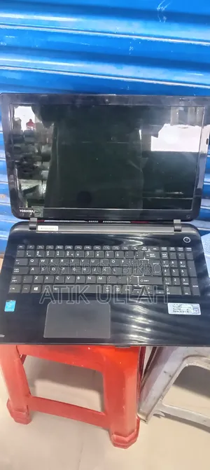 Laptop Toshiba Satellite C55 4GB Intel Core i5 SSD 250GB