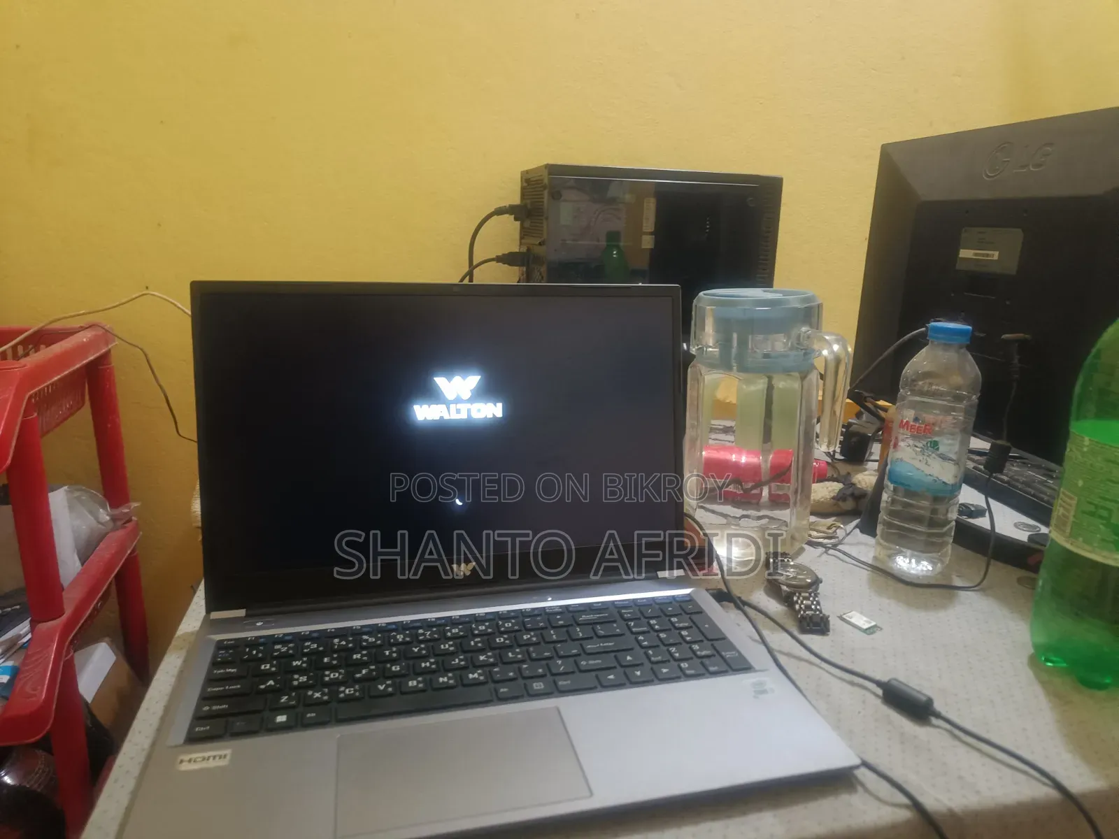ল্যাপটপ ৪জিবি ইন্টেল কোর আই৭ এইচডিডি ১টিবি