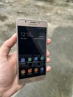 Samsung Galaxy J5 16 GB Gold