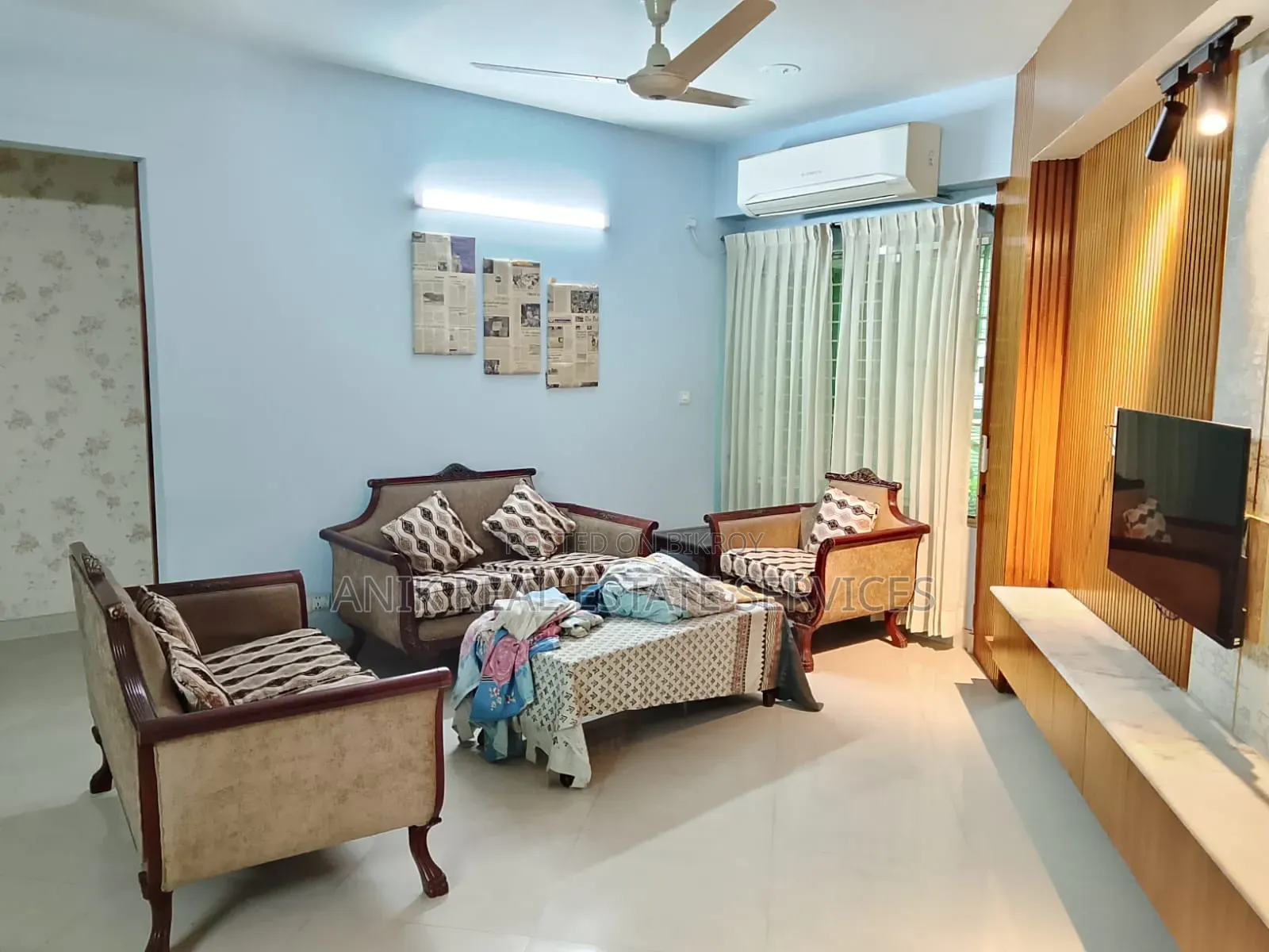 বনানীর অনিক রিয়েল এস্টেটে ৩ বেডরুমের ফার্নিশড অ্যাপার্টমেন্ট ভাড়া হবে