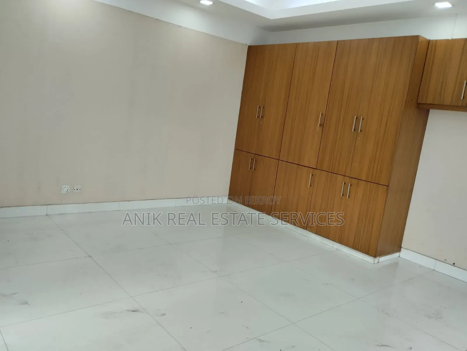 4-Bedroom Apartment in Anik Real Estate, Gulshan for Rent