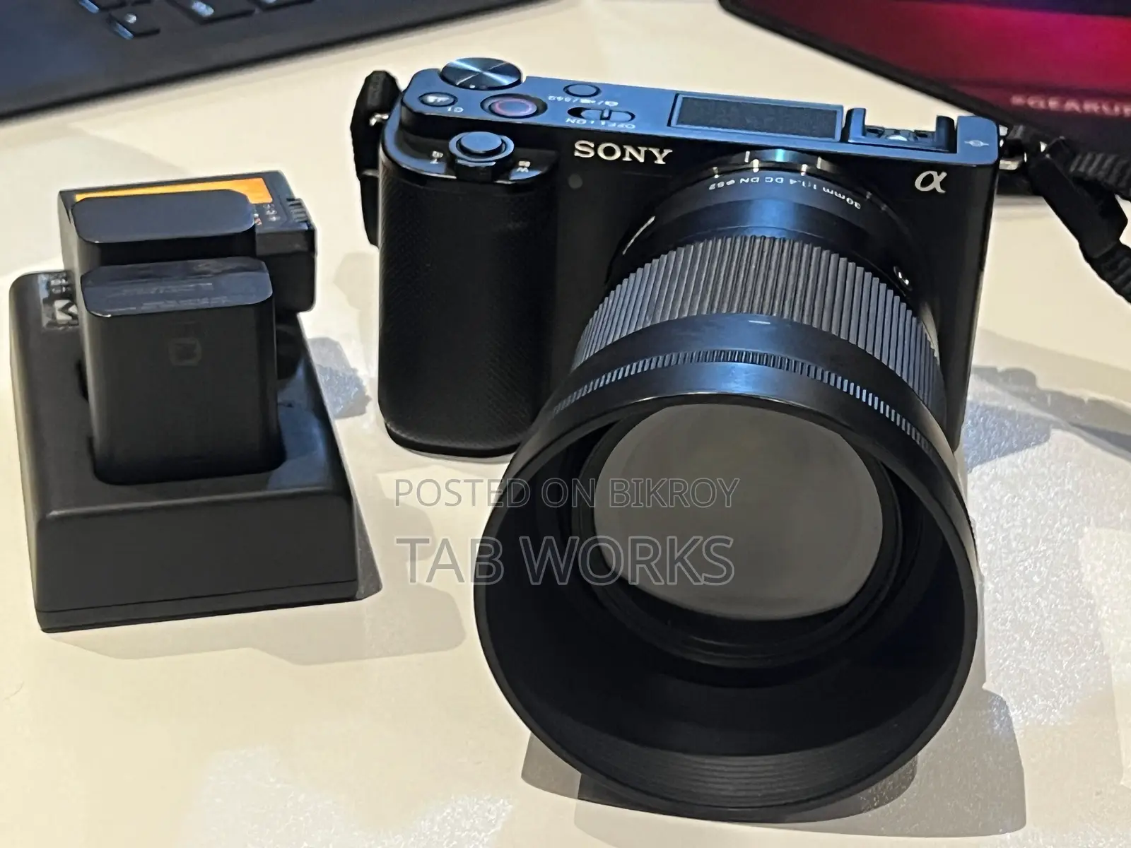 Sony ZV-E10 With Sigma 30mm F/1.4 DC DN Lens