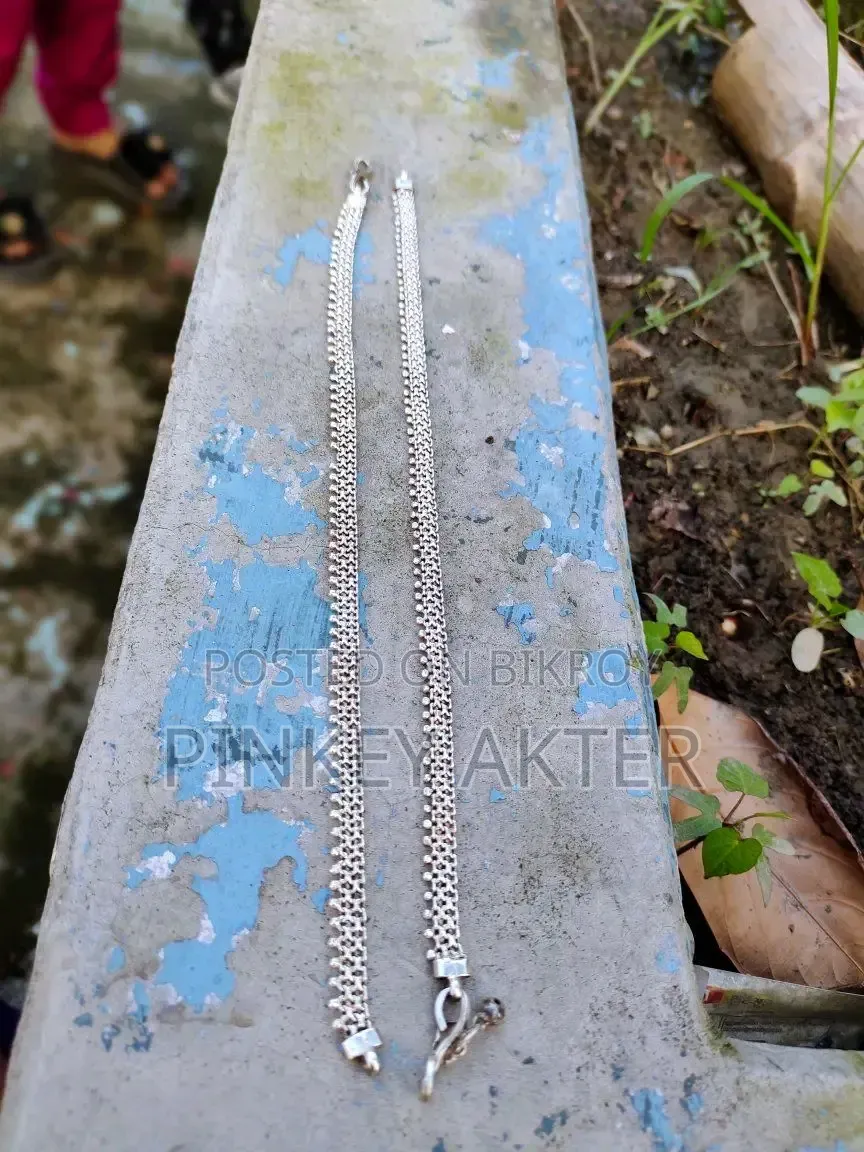 ১ জোড়া ২১ ক্যারেট রূপার নূপুর সেল করা হবে