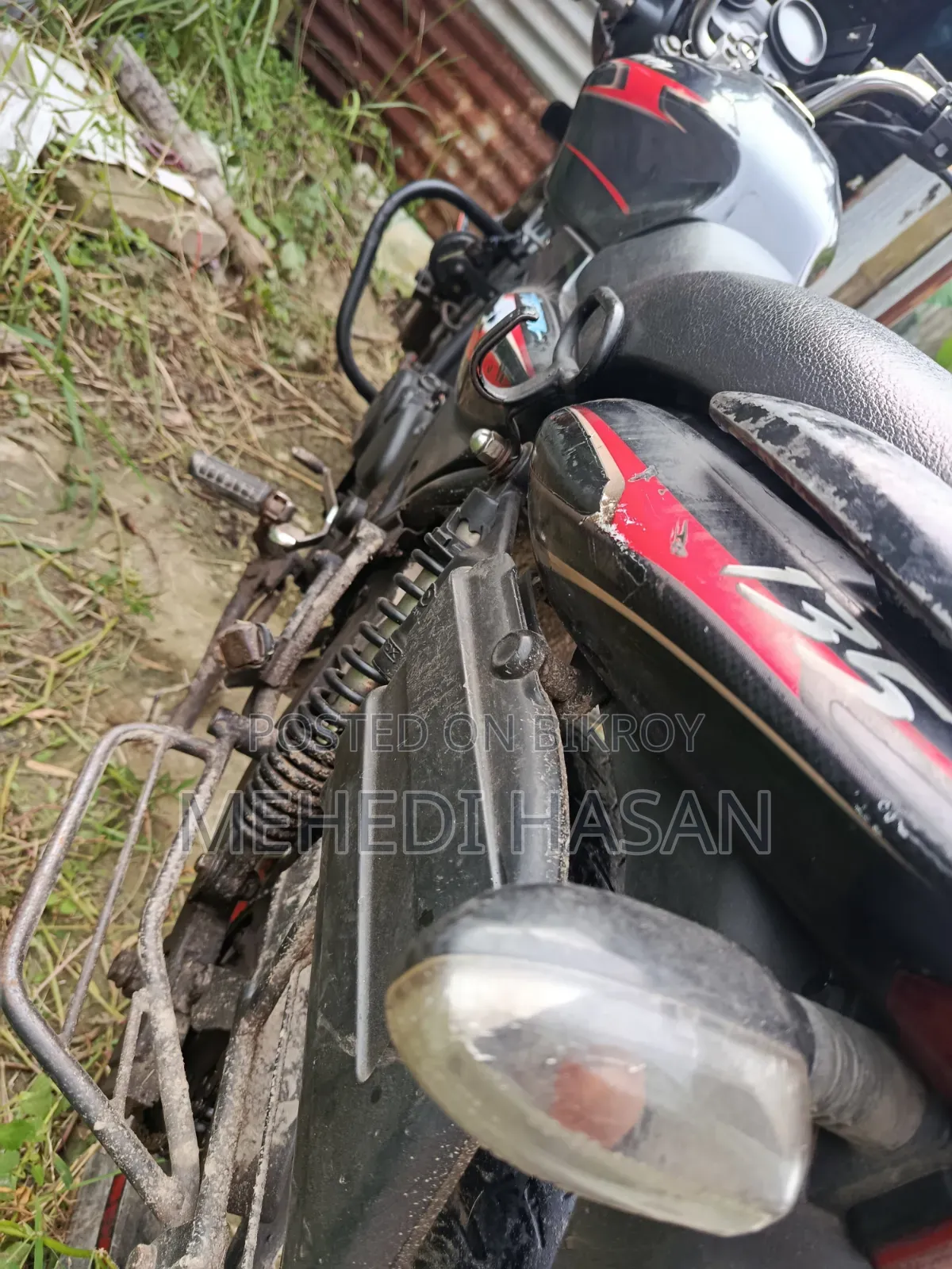 বাজাজ ডিসকভার ১৩৫ ২০১০ কালো