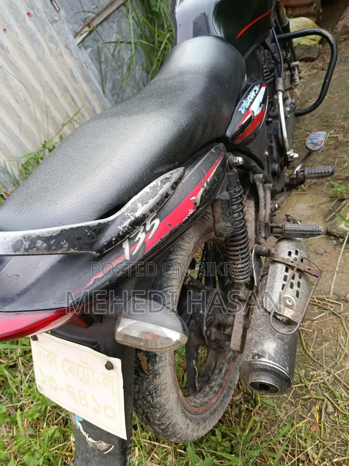 বাজাজ ডিসকভার ১৩৫ ২০১০ কালো