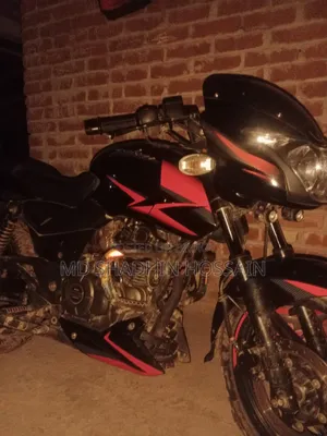 নতুন বাজাজ পালসার ১৫০ ২০২০ ব্ল্যাক