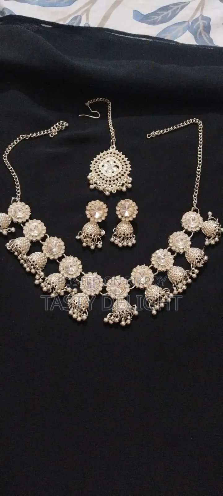 Jeweleries