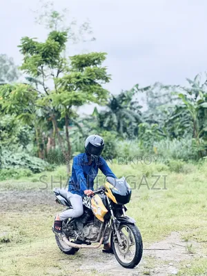New TVS Apache RTR 160 2V 2016 Yellow