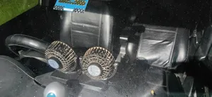 টয়োটা সাকসিড ২০০৪ সিলভার
