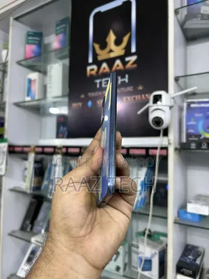 Vivo Y75 128 GB Blue