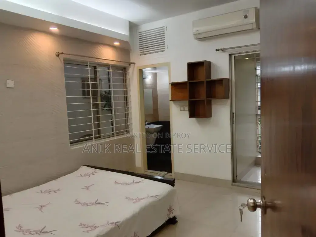 Furnished 3-bedroom Apartment in Anik Real Estate, Gulshan for Rent
