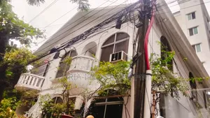 ৬ বেডরুমের বাড়ি জানুয়ারি ০১, বসুন্ধরা বিক্রয়ের জন্য