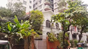 ৬ বেডরুমের বাড়ি জানুয়ারি ০১, বসুন্ধরা বিক্রয়ের জন্য