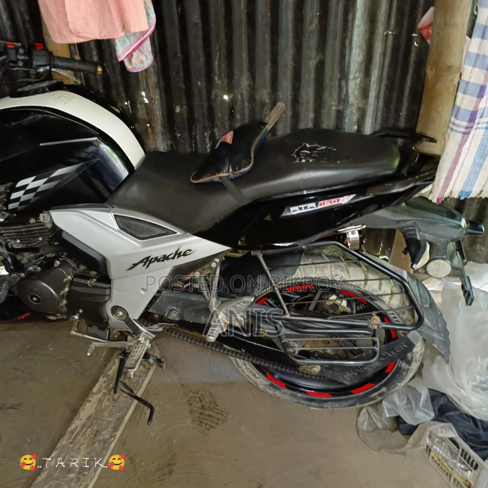 TVS Apache RTR 160 4V 2020 Black