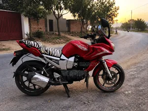 Yamaha FZ 2014 Red