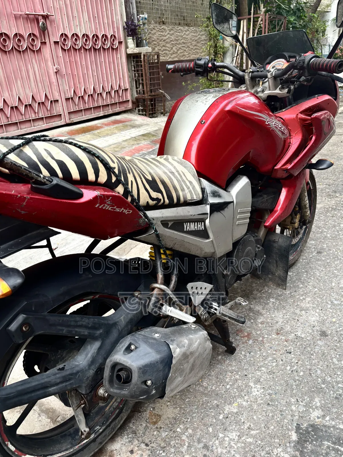 Yamaha FZ 2014 Red