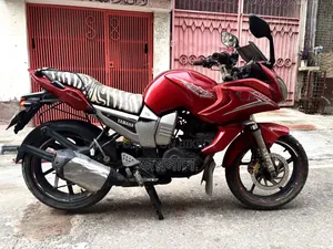 Yamaha FZ 2014 Red