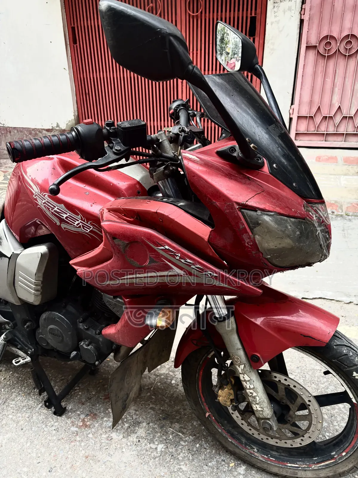 Yamaha FZ 2014 Red