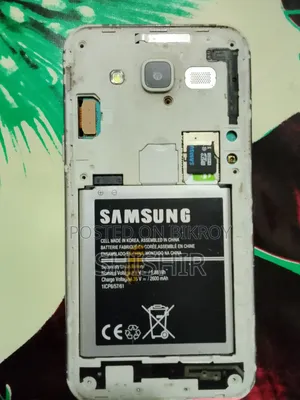Samsung Galaxy J5 8 GB Gold