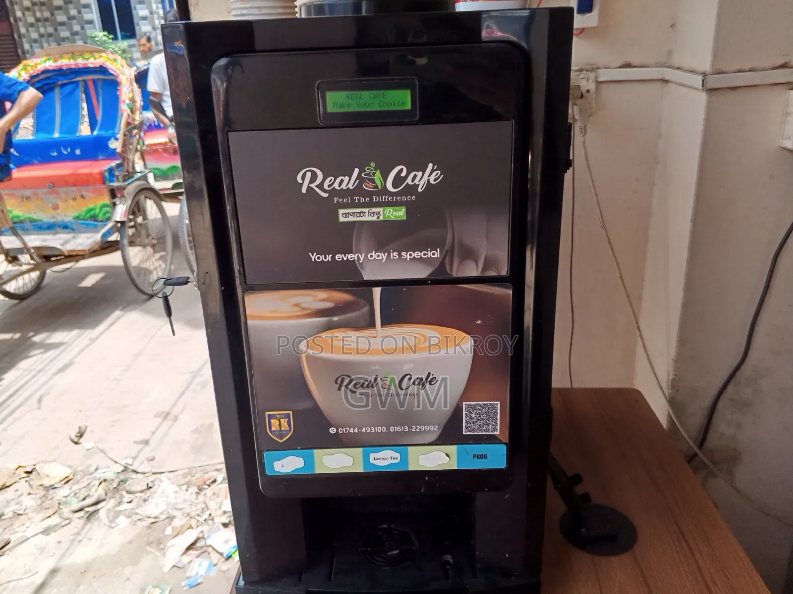 Real Cafe Coffee Machine