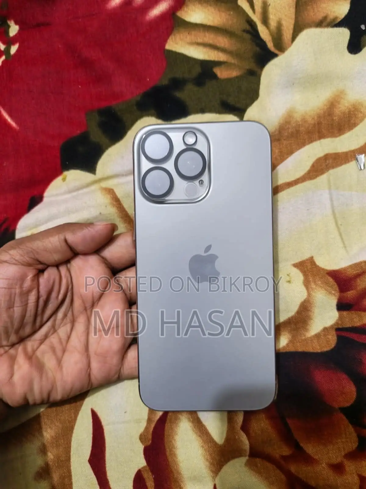 অ্যাপল আইফোন ১৫ প্রো ম্যাক্স ২৫৬ জিবি সাদা