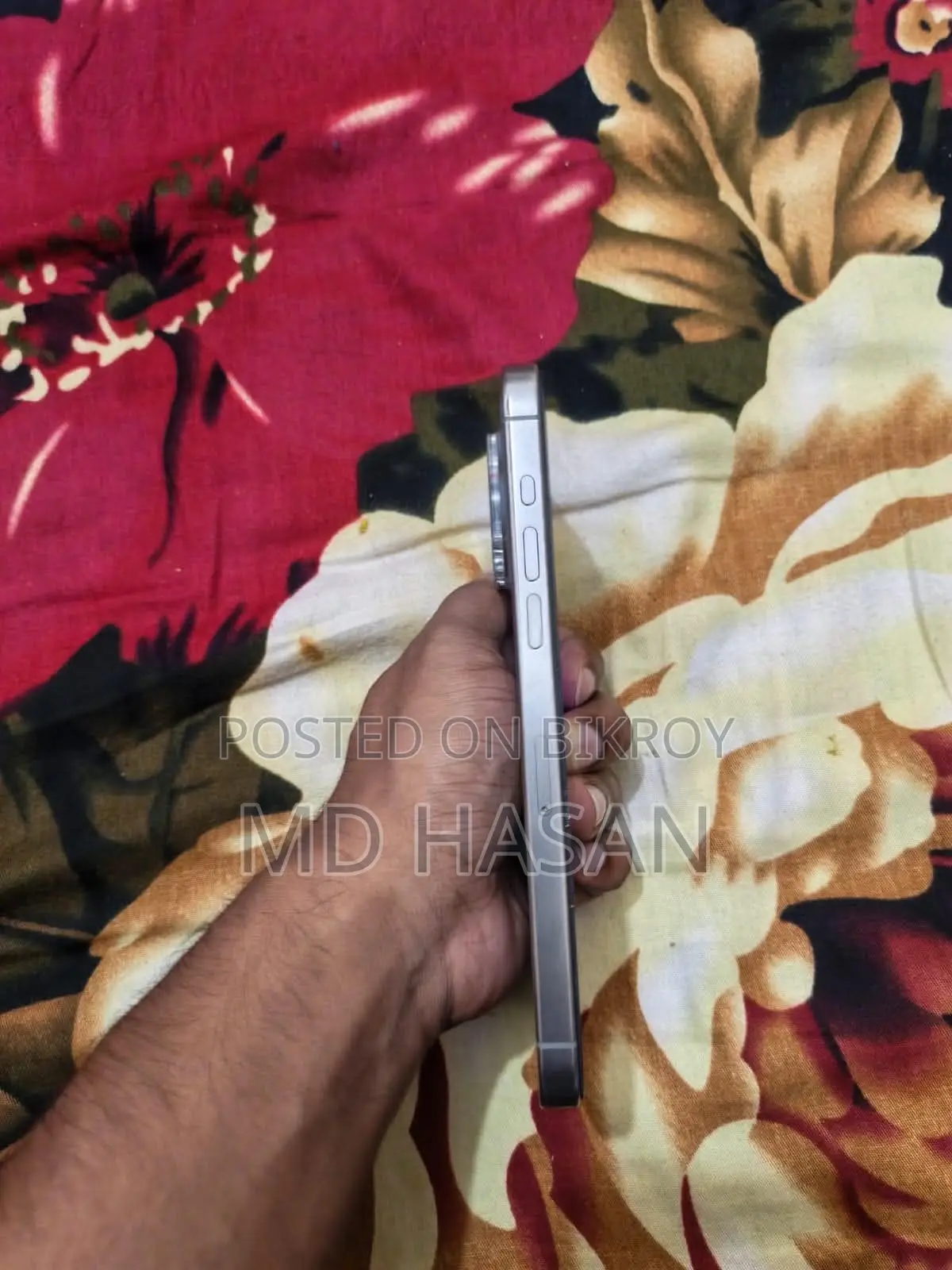অ্যাপল আইফোন ১৫ প্রো ম্যাক্স ২৫৬ জিবি সাদা