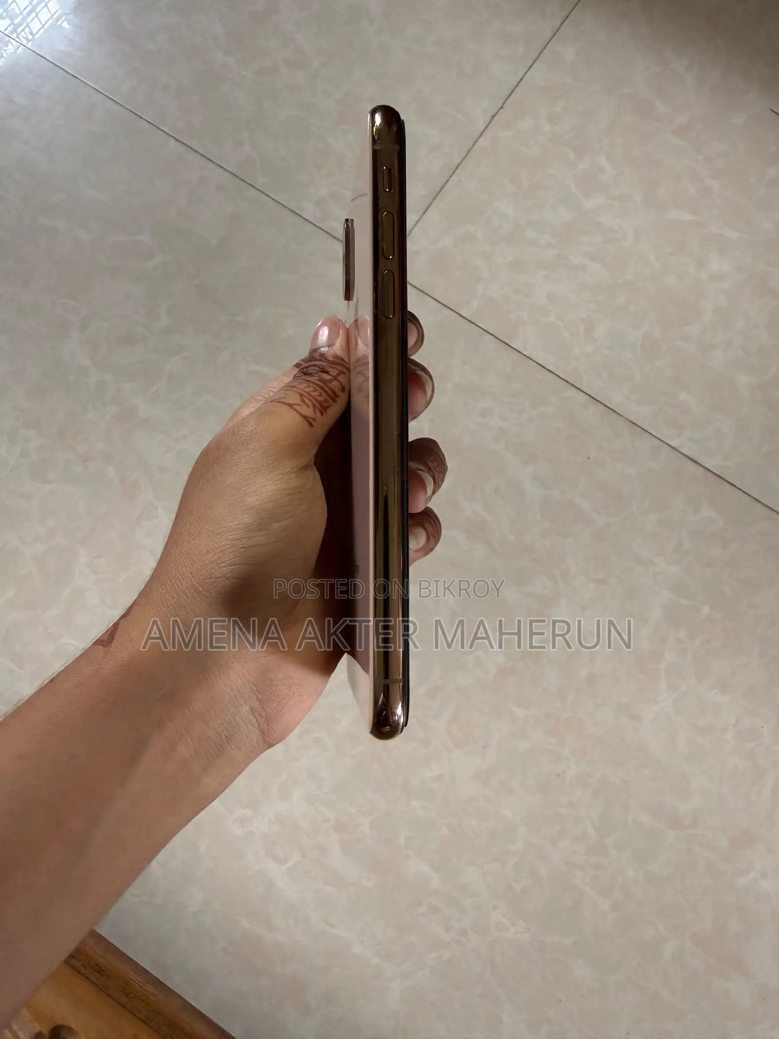 অ্যাপল আইফোন এক্সএস ২৫৬ জিবি গোল্ড