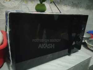 Walton Microwave Oven – Model: WMWO-M23ARW