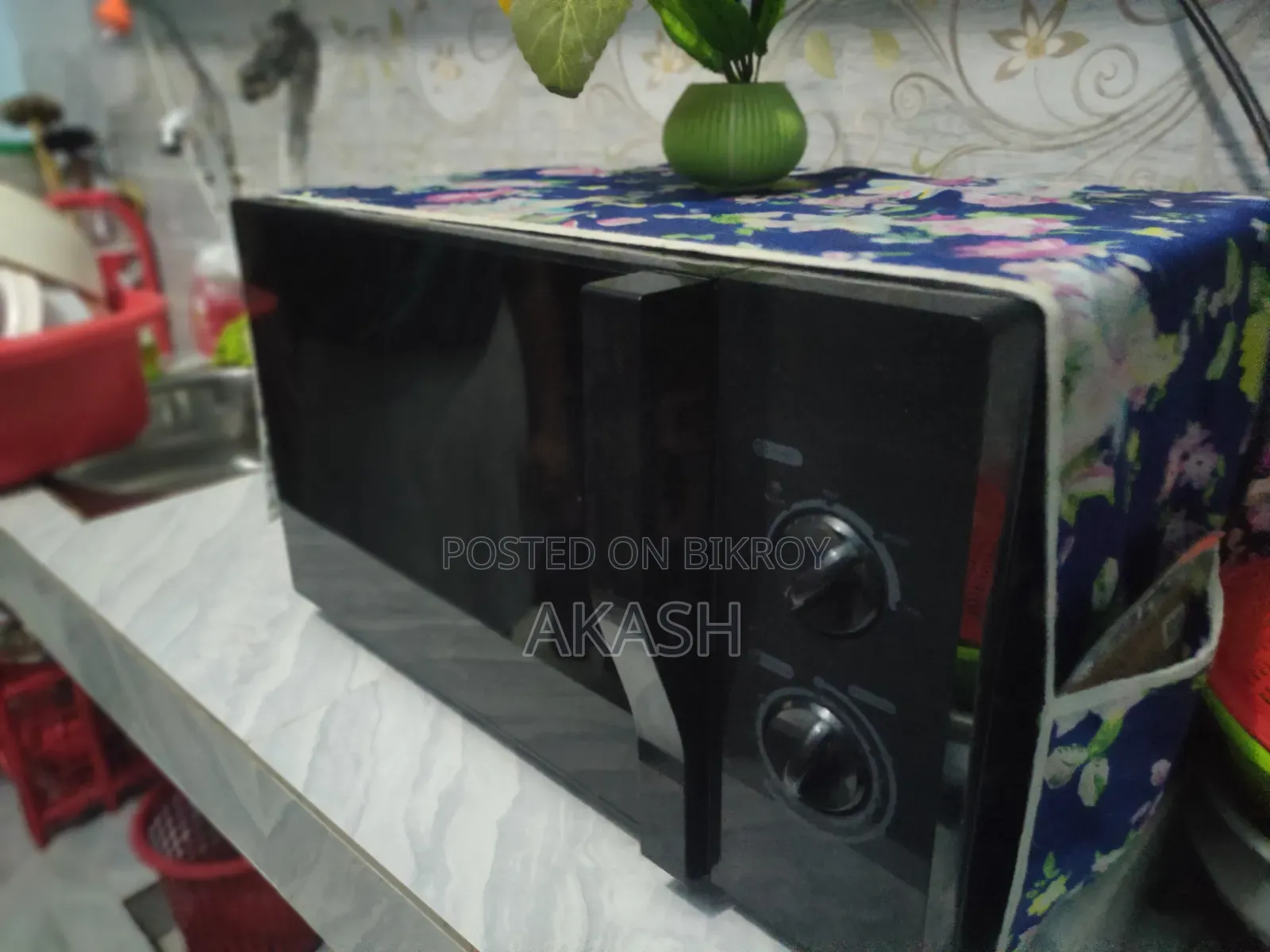Walton Microwave Oven – Model: WMWO-M23ARW