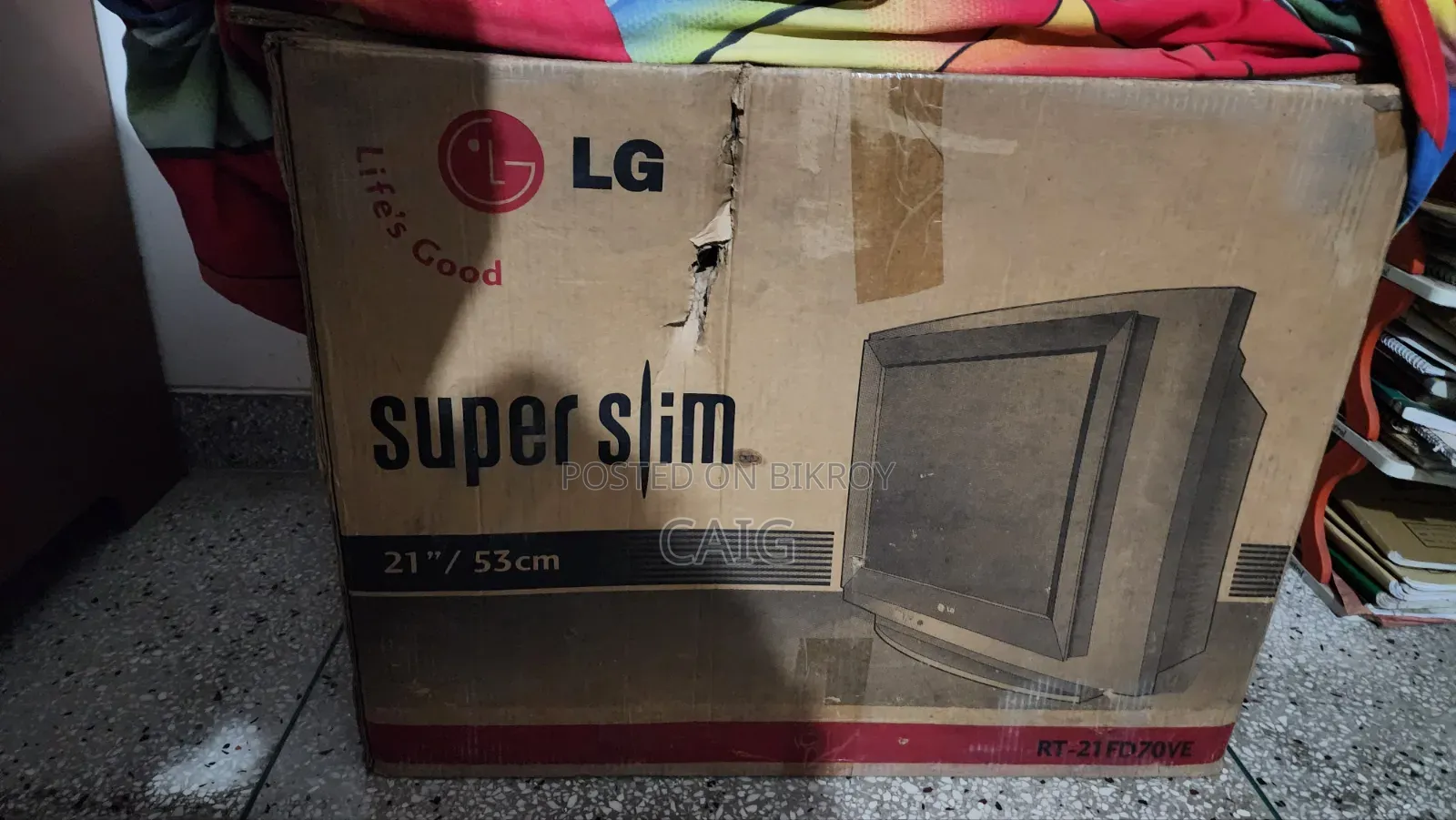 LG SuperSlim 21" TV