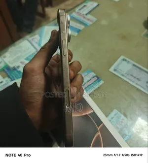 Apple iPhone 16 Pro Max 256 GB Gold
