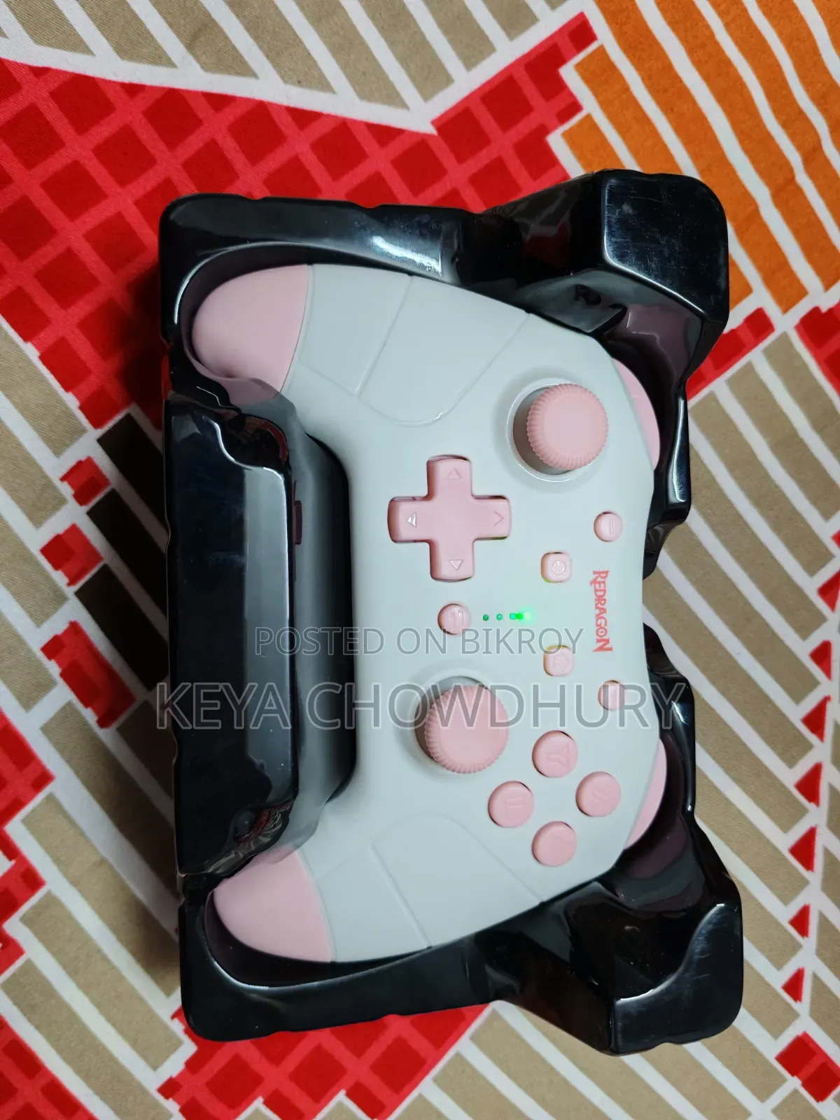 Redragon Pluto G815 Pink Dual Mode Vibration Game Pad