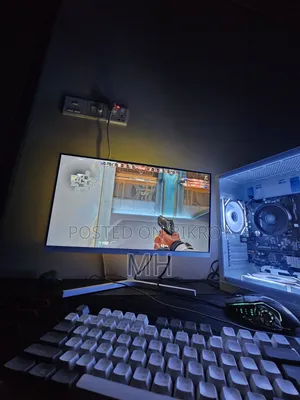 Desktop Computer MSI Aegis Ti3 8th 8GB AMD Ryzen 5 SSD 256GB