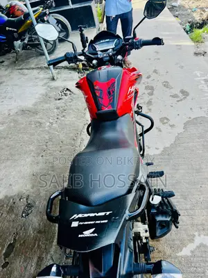 Honda Hornet 2021 Red